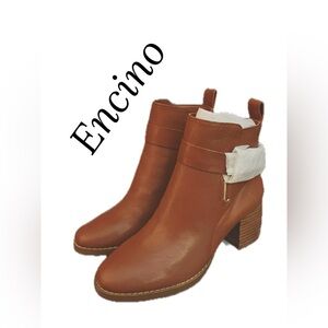 SB18-. Liverpool Los Angeles Encino Side Zip Heeled Bootie Size 6M MSRP$169.00